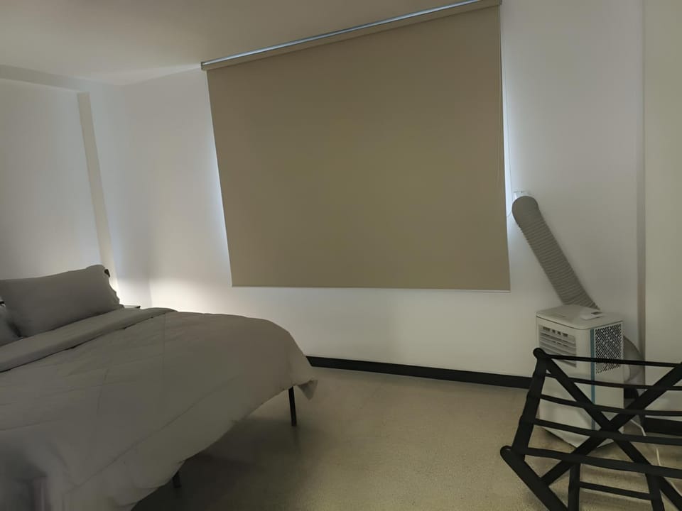 Bed, Bedroom, wardrobe, air conditioner