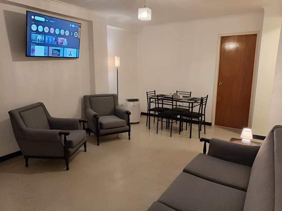 TV and multimedia, Living room, Dining area