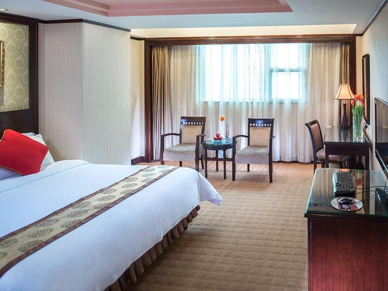 Vienna Hotel Shenzhen Fuhua Road Hotel in Hong Kong