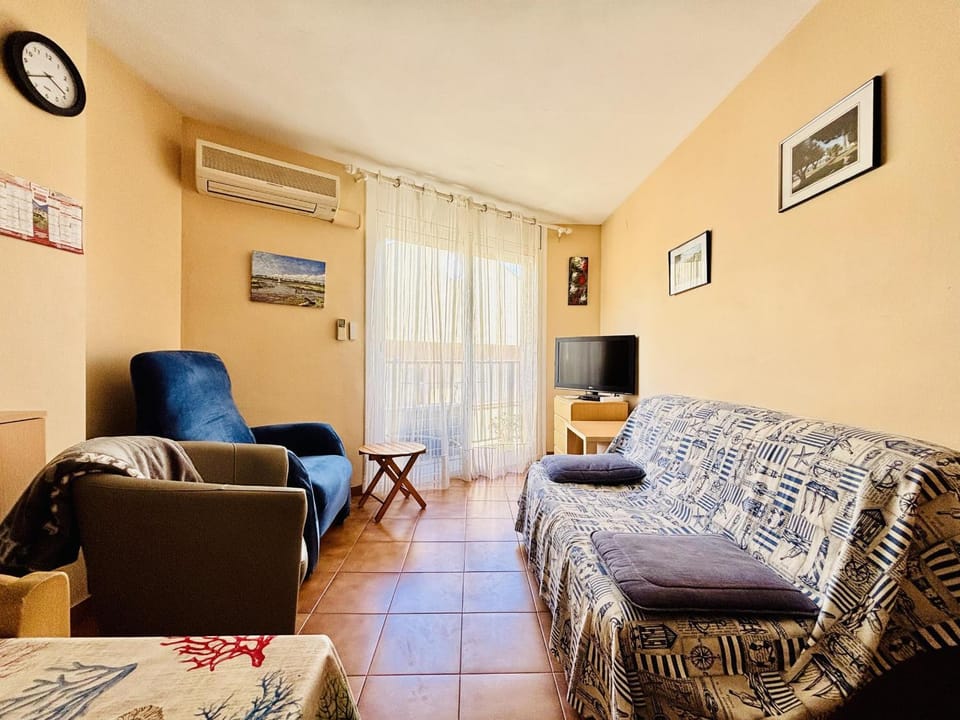 Apartamento a 50m de la playa en Roses - ES-258-158 Apartment in Roses