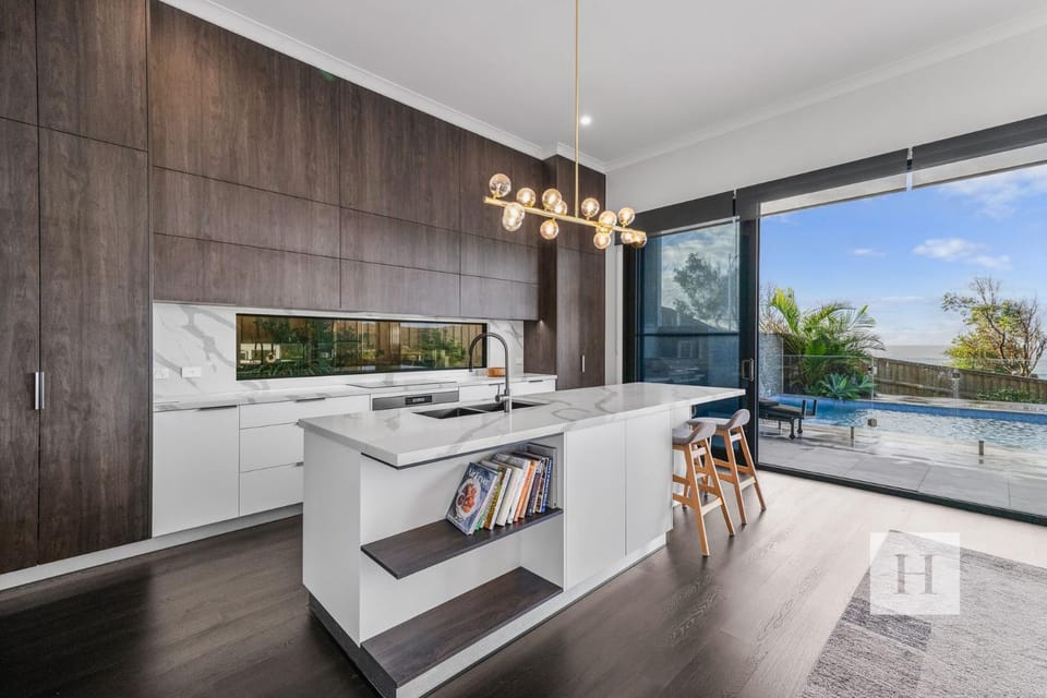 Surfside House in Lake Macquarie