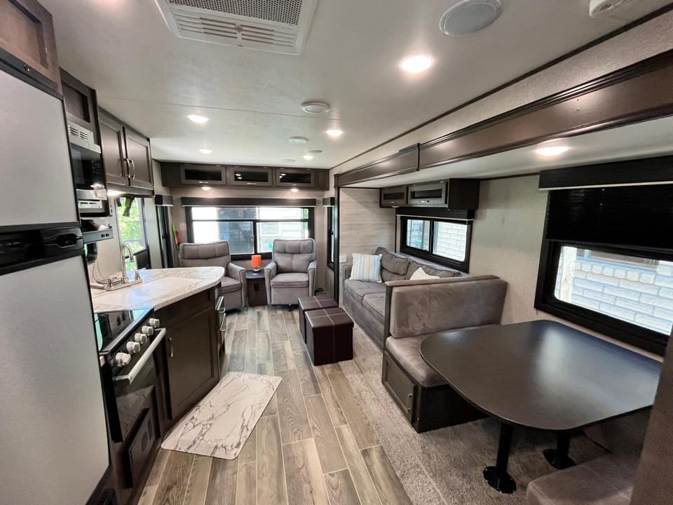 Comfortable 1BR RV for mid-to-long term stays Campground/ 
RV Resort in Beaumont