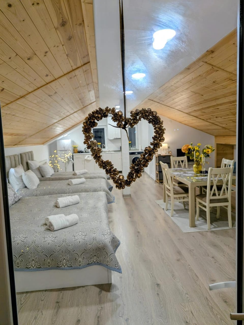 Bed, Living room, Photo of the whole room