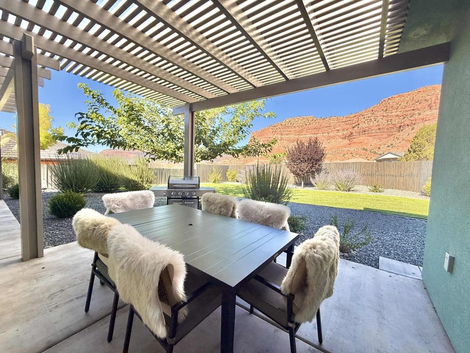 Natural landscape, Balcony/Terrace, Mountain view