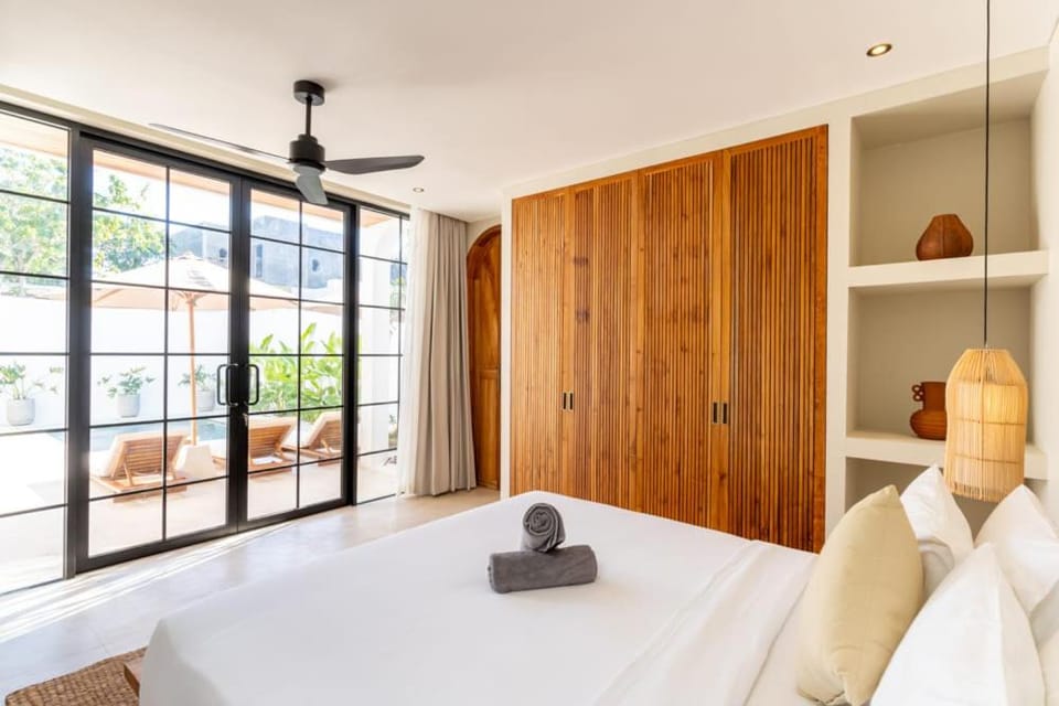 Villa Surfer Rosa - Uluwatu by Yolla Hospitality Villa in Bali