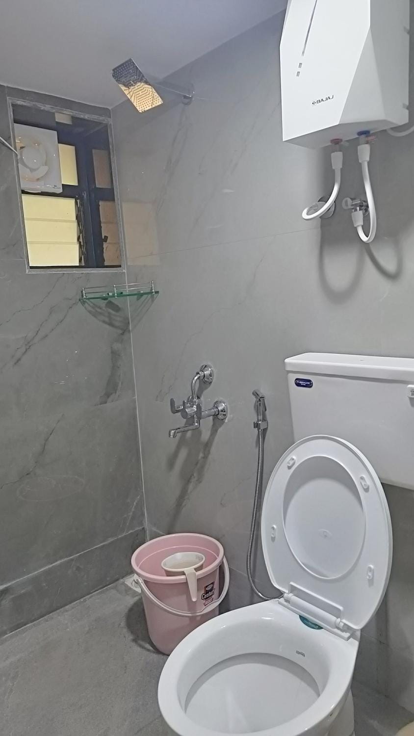 Shower, Toilet, Bathroom