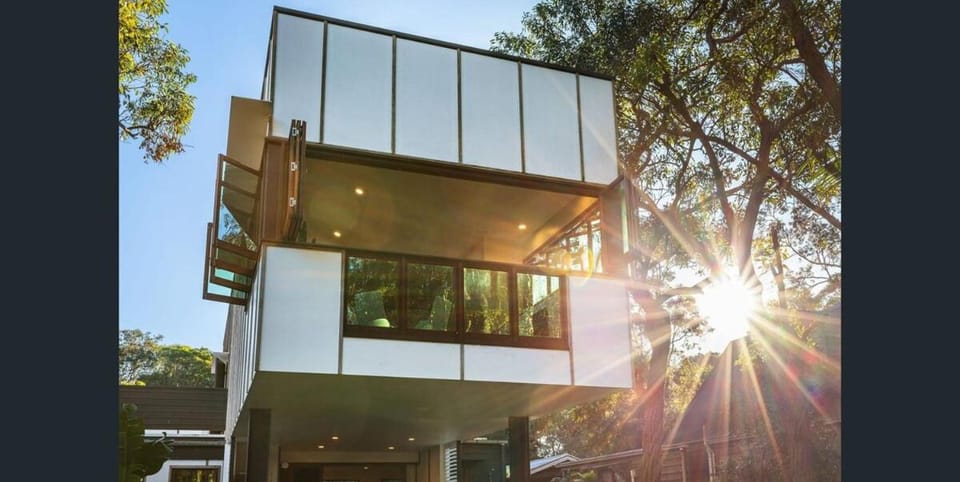 Property building, Day