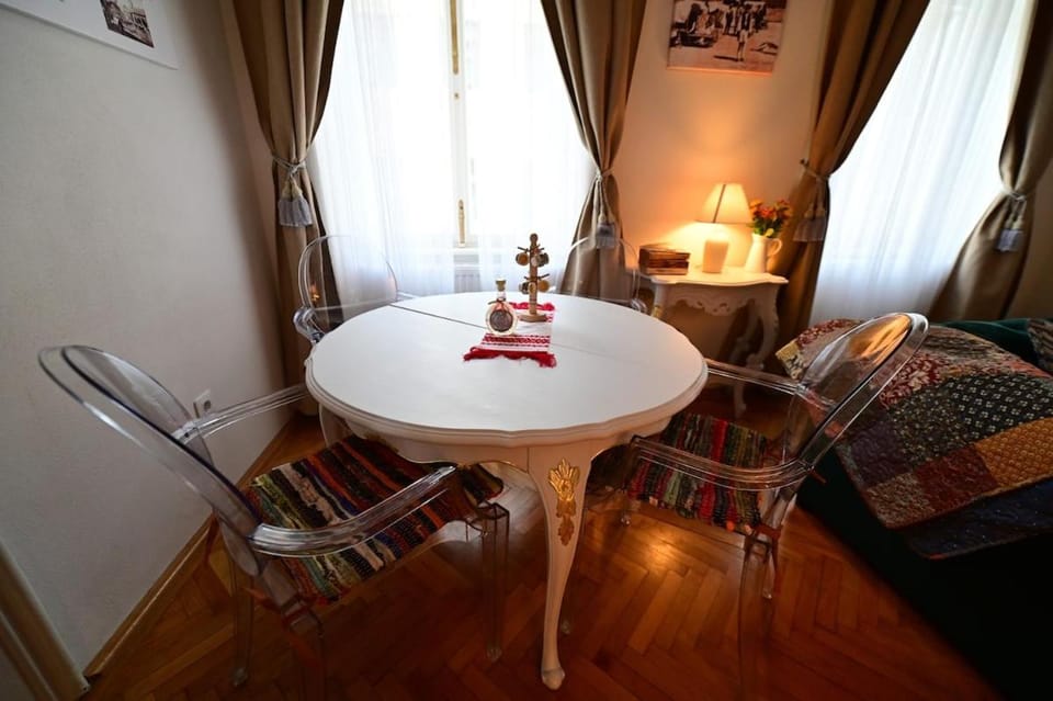 FLH - The Heritage Apartment in Sibiu
