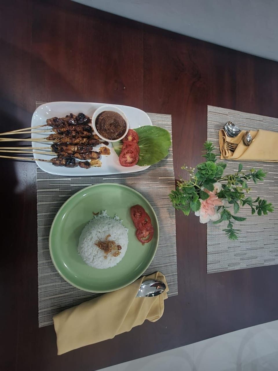 The Green Sidemen Villa in Sidemen