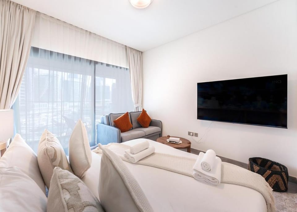 Brand New Studio for 4 Guests - Near Dubai Mall Apartment in Dubai