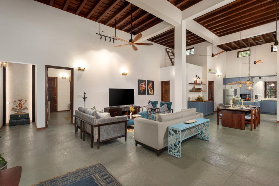 Living room, Seating area
