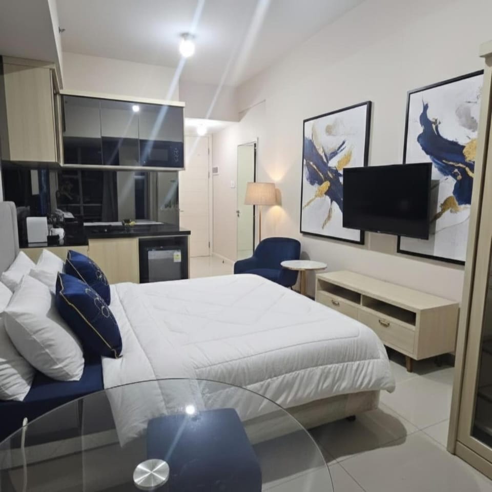 Apartemen Anderson pakuwon mall Luxury Studio Apartment Connecting Mall, Pool & City View 37B Apartment in Surabaya