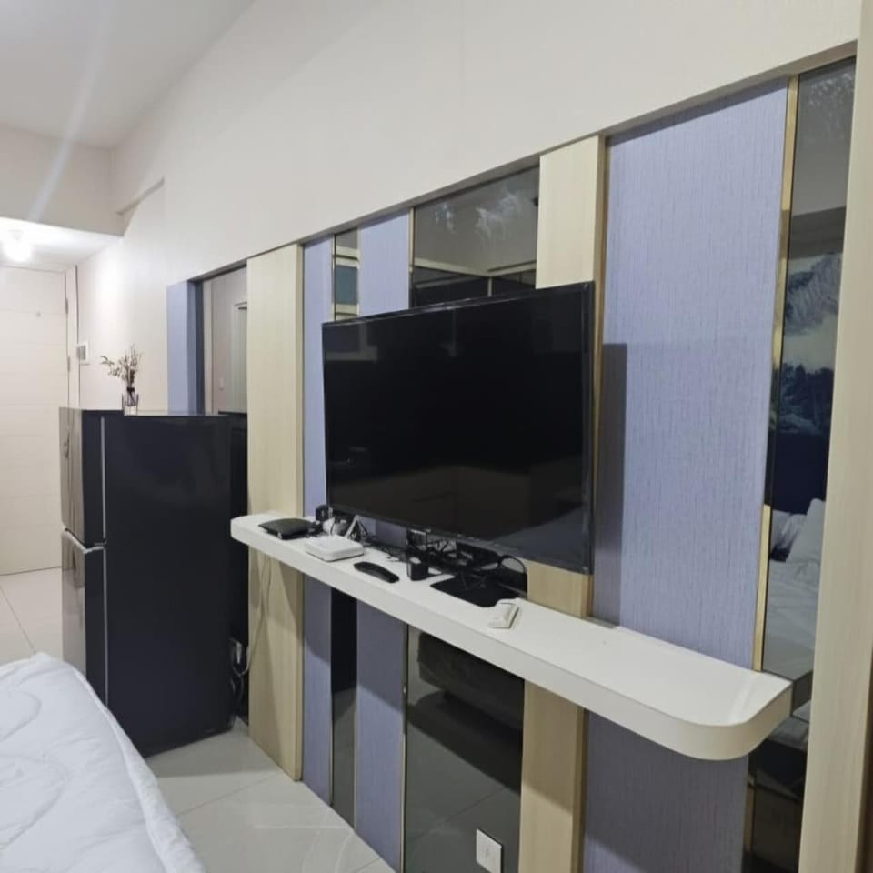Apartemen Anderson pakuwon mall Luxury Studio Apartment Connecting Mall, Pool & City View 37B Apartment in Surabaya
