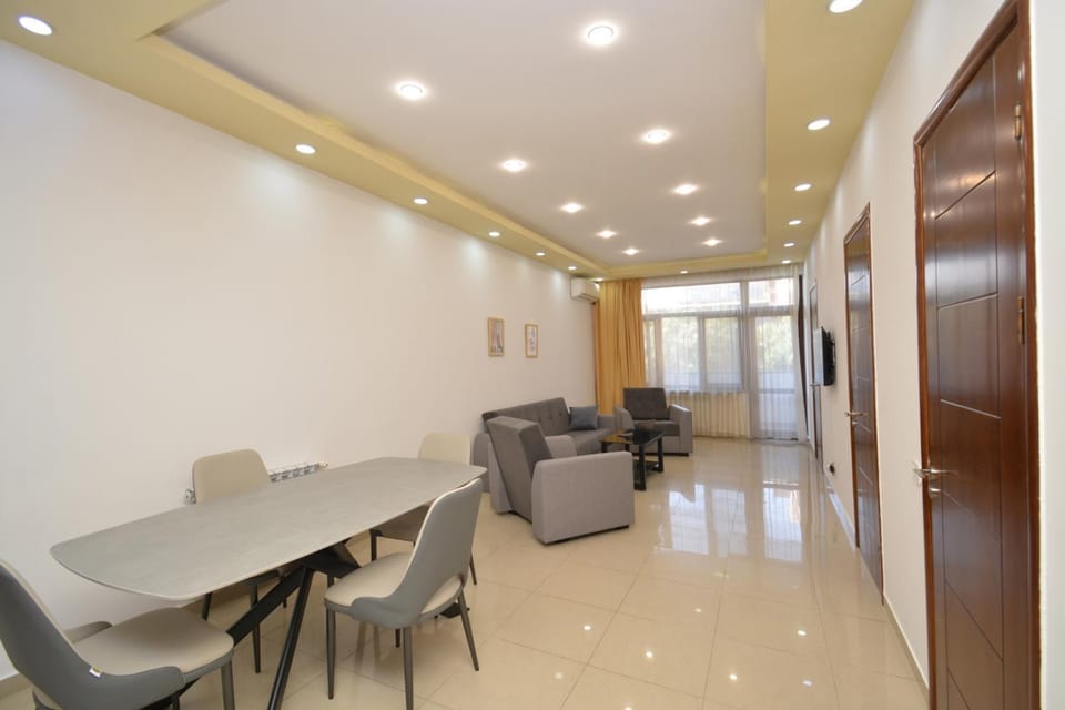 Stylish 3 room ap near republic square Apartment in Yerevan