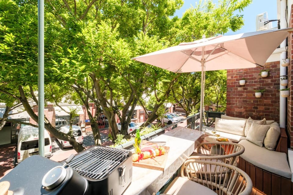 BBQ facilities, Balcony/Terrace, Seating area