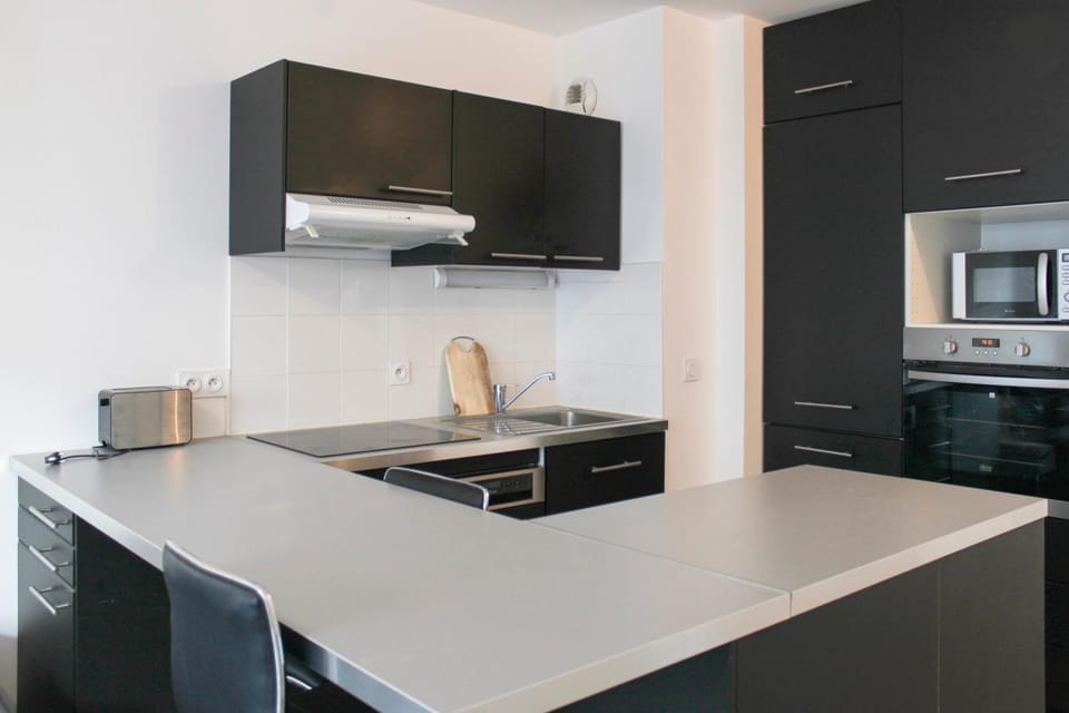 Charming modern 2-room apartment near Paris Apartment in Pantin