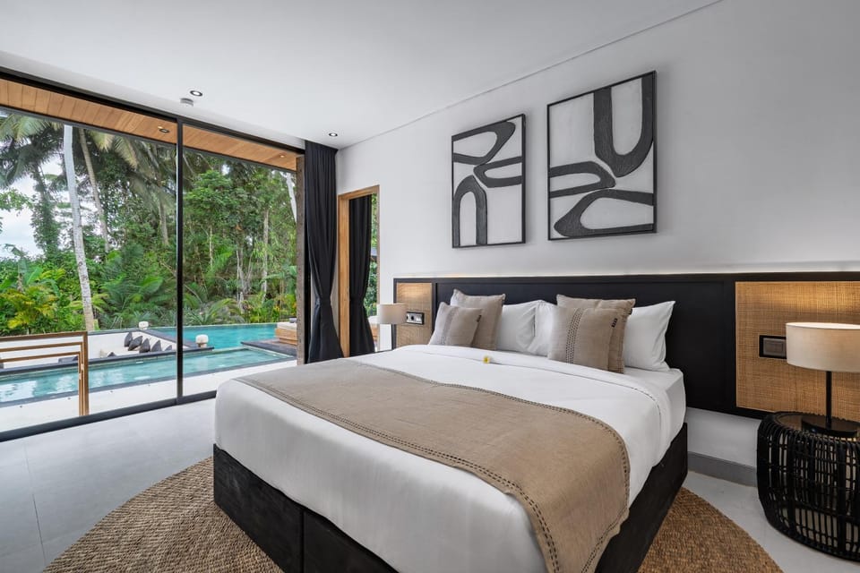 Bed, View (from property/room), Bedroom, air conditioner
