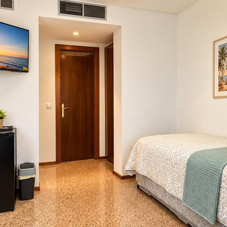ROOM Nogalera by JZR Apartment in Torremolinos