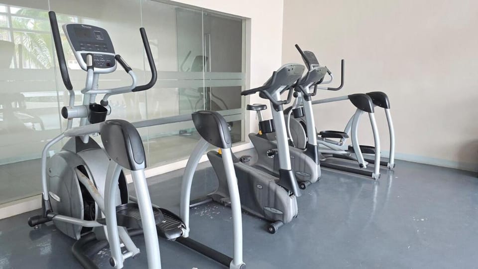 Cosy Makati Penthouse Studio with Great View Apartment in Pasay