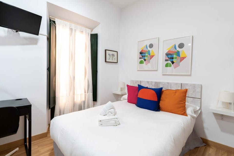 Apartamentos junto plaza Salvador Apartment in Seville
