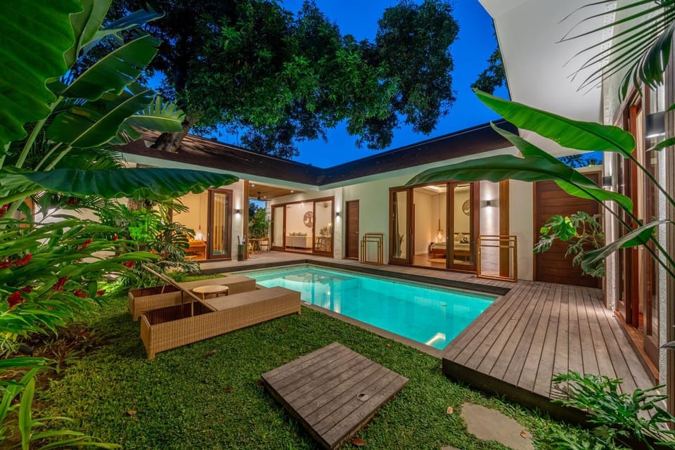 Night, Garden, Garden view, Pool view, Swimming pool