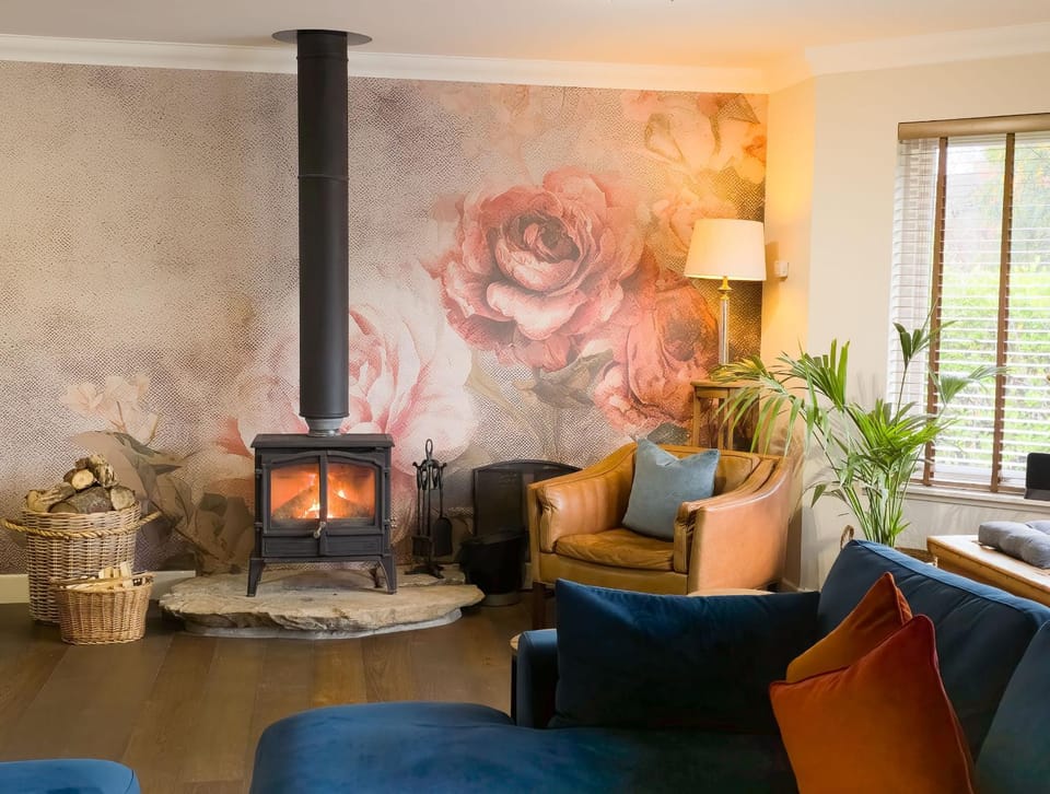 Communal lounge/ TV room, Living room