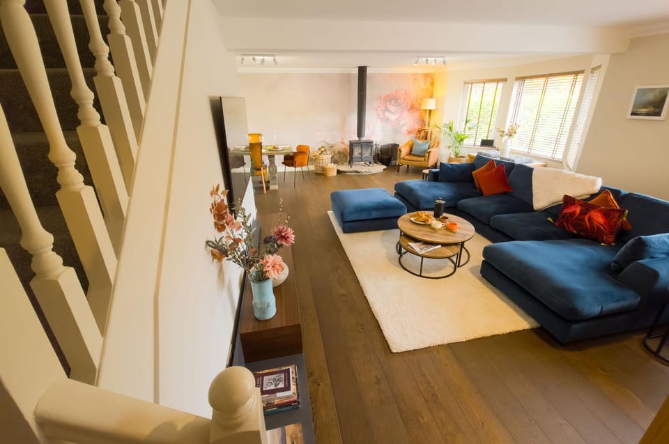 Communal lounge/ TV room, Living room