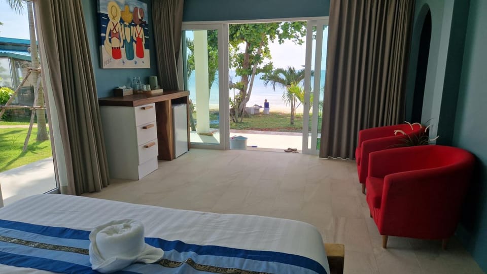 Bedroom, Sea view