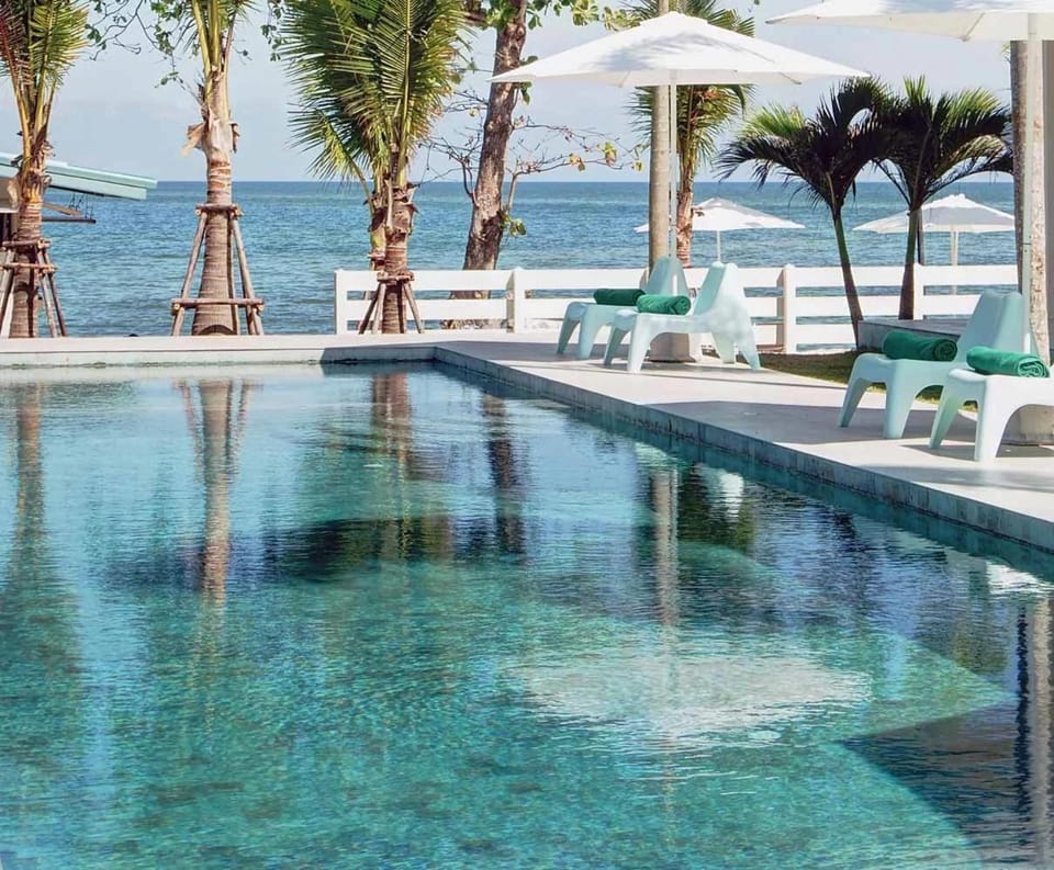 Sea view, Swimming pool