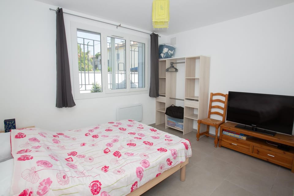 TV and multimedia, Bedroom