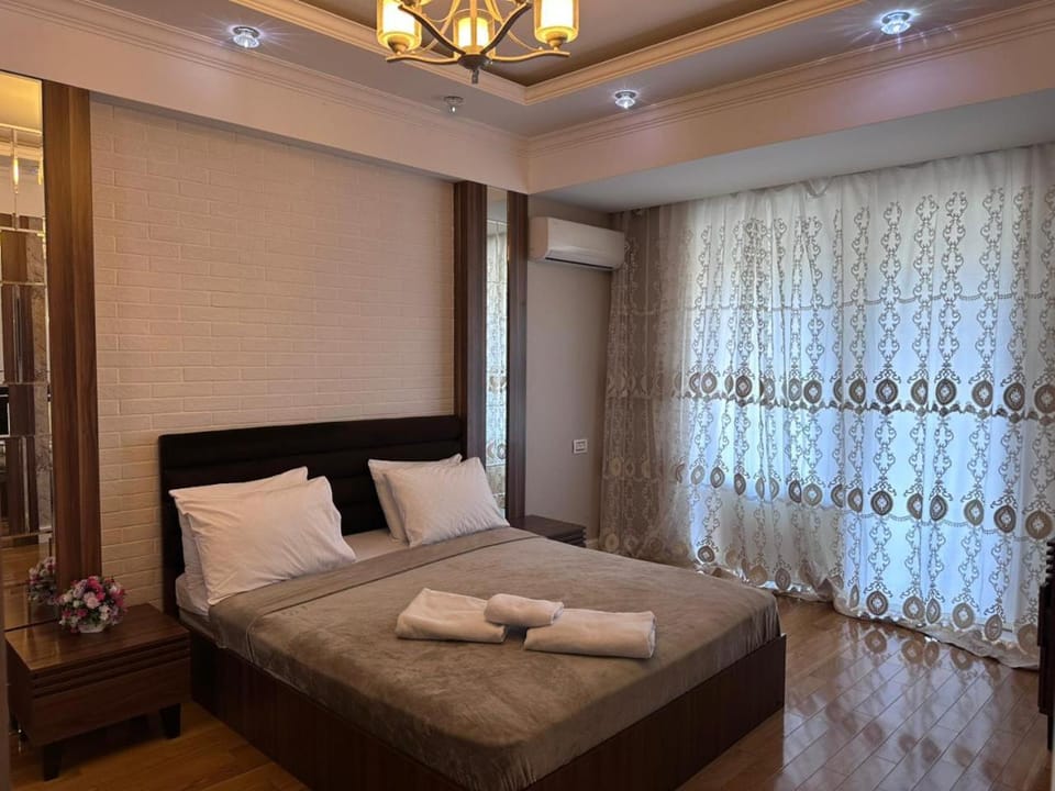 Bed, Bedroom, towels, air conditioner
