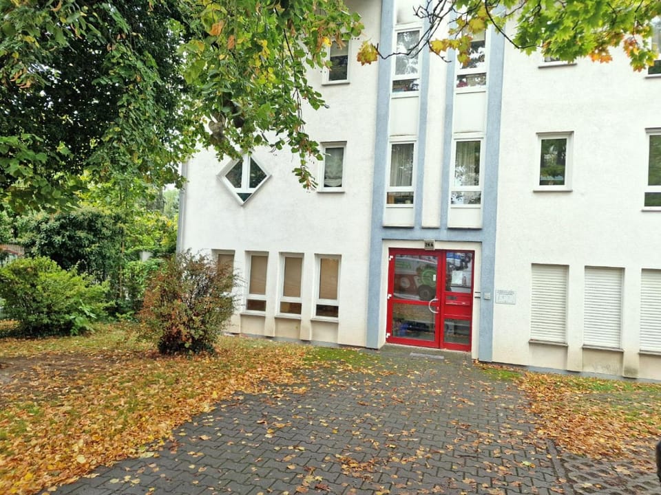Property building, Street view