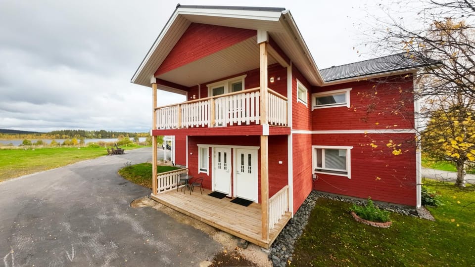 Property building, Day