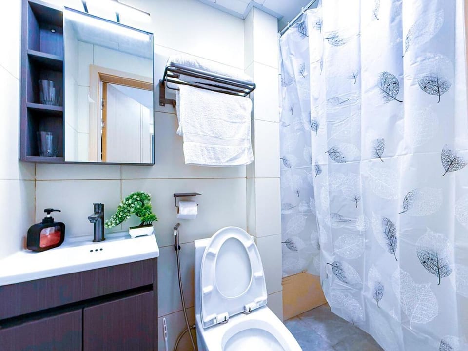 Shower, Bathroom
