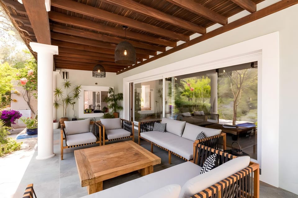 Property building, Living room