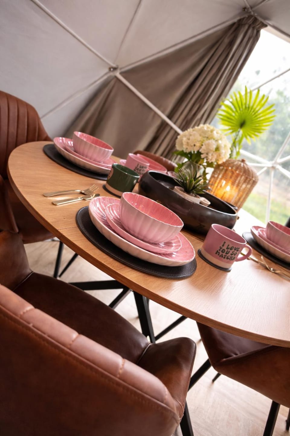 Grass Roots Retreat Luxury tent in Wales