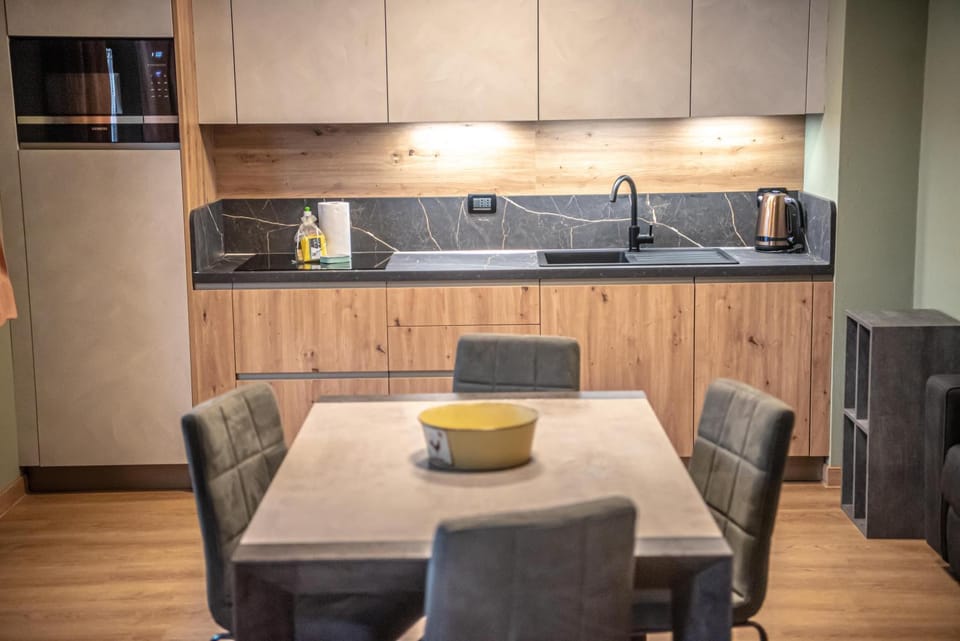 Coffee/tea facilities, Kitchen or kitchenette, pet friendly, stove, toaster