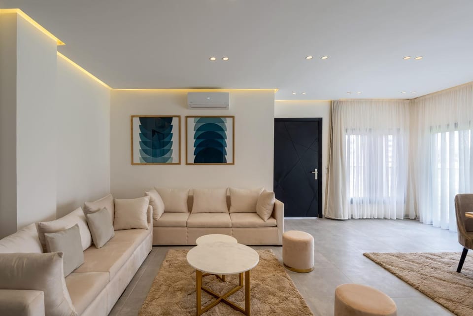Living room, Seating area