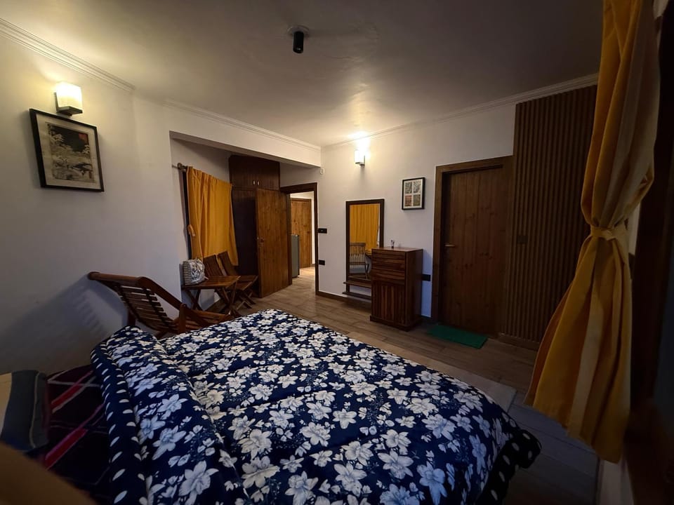 Bed, Bedroom, wardrobe
