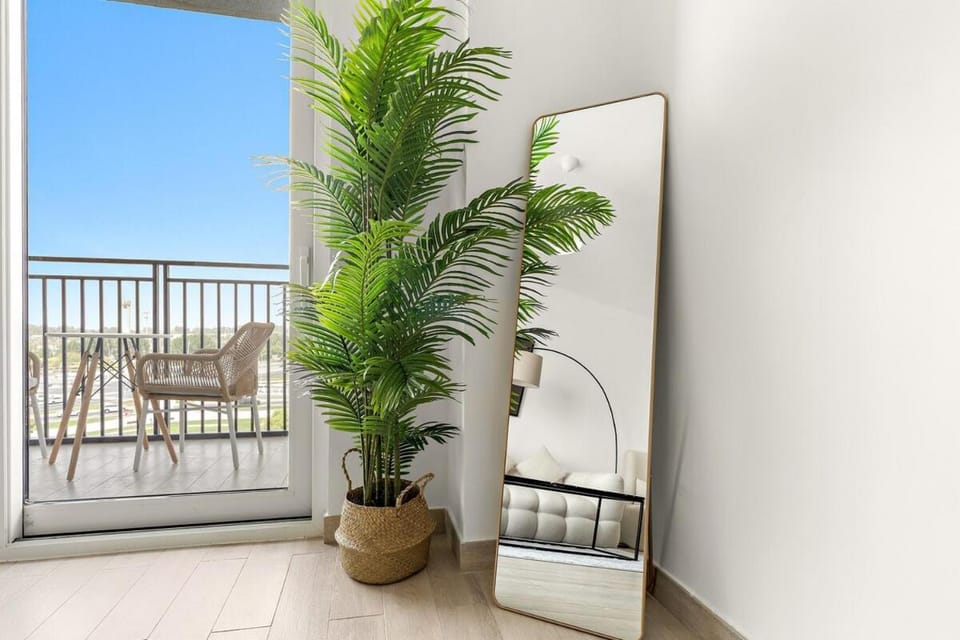 FIRST CLASS 2BR Yas Island Living Apartment in Abu Dhabi