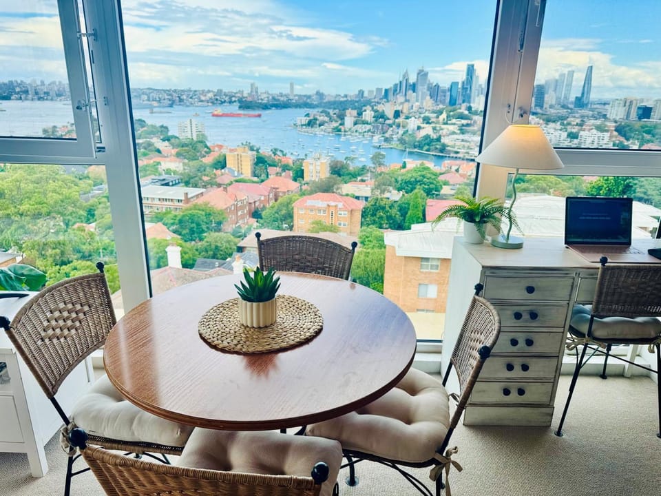 Natural landscape, View (from property/room), Dining area, City view, Sea view