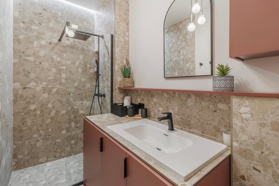 Shower, Bathroom, towels