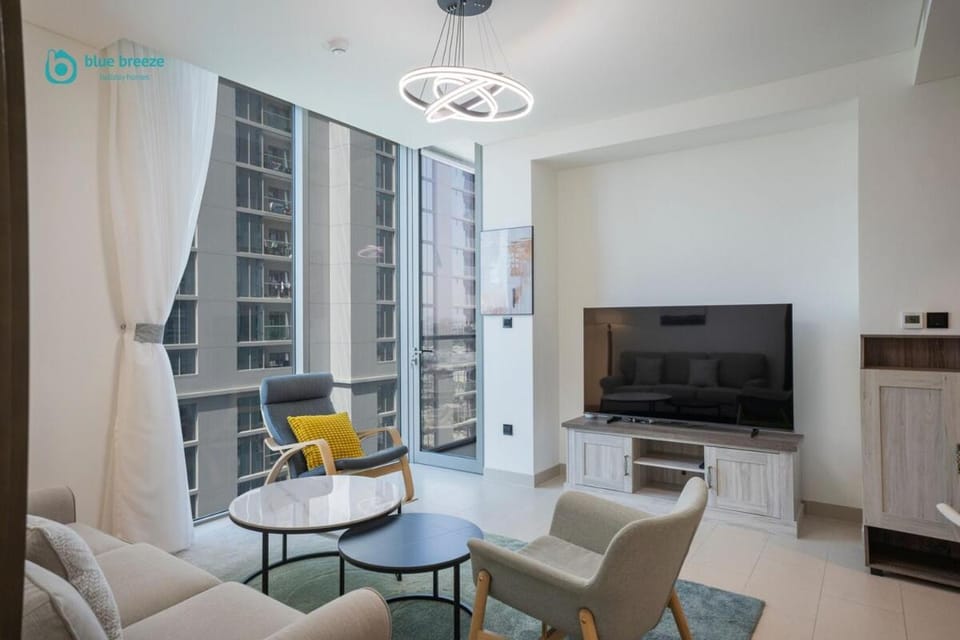 Communal lounge/ TV room, TV and multimedia, Seating area