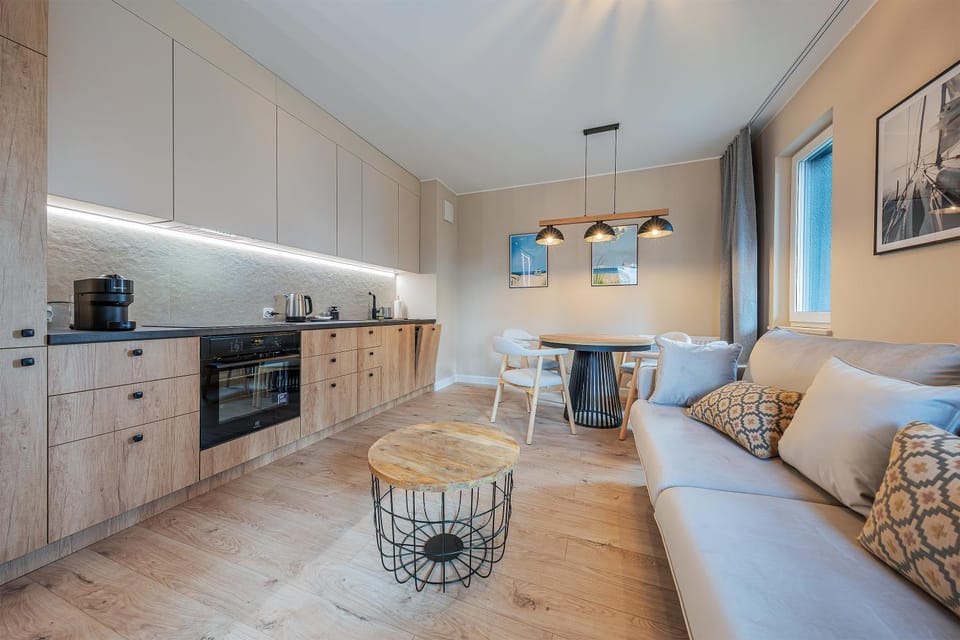 Kitchen or kitchenette, Living room, Dining area
