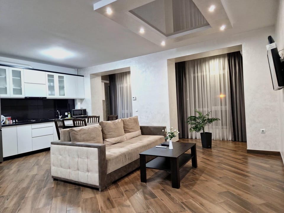 Modern Apart Apartment in Ukraine