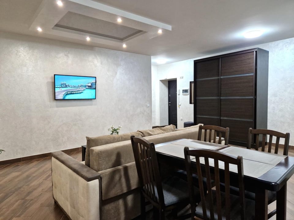 Modern Apart Apartment in Ukraine