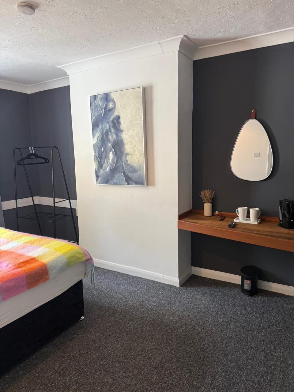 Stylish Private Rooms Bed and Breakfast in Mid Sussex District