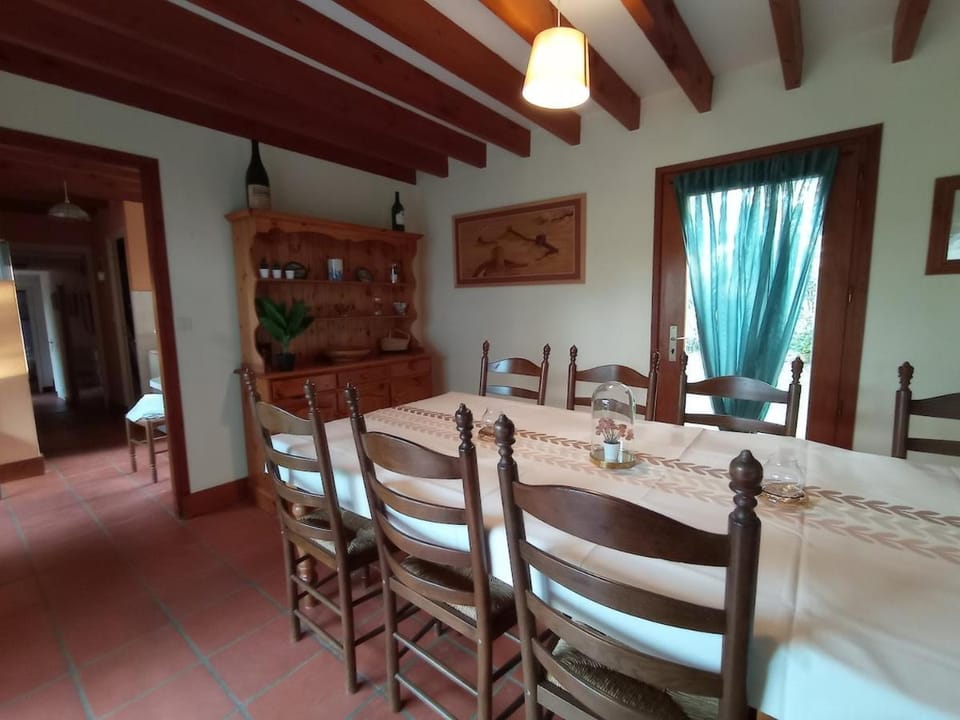 Grande ferme bretonne proche des plages House in Trégunc