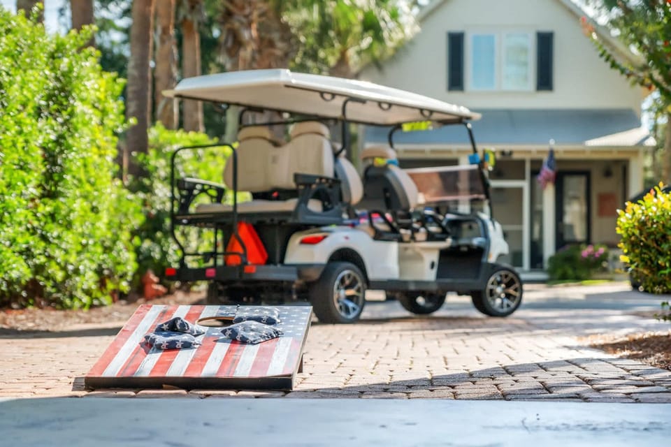 Sunshine Bungalo-Baytowne-GolfCartDeals-CommPool House in South Walton County