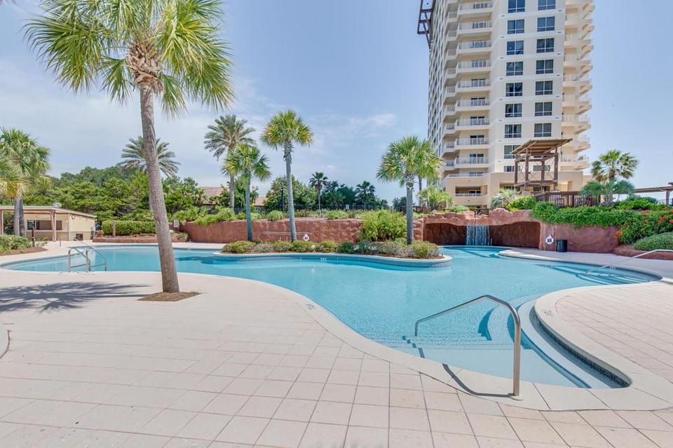 Luau II 6922 House in Miramar Beach